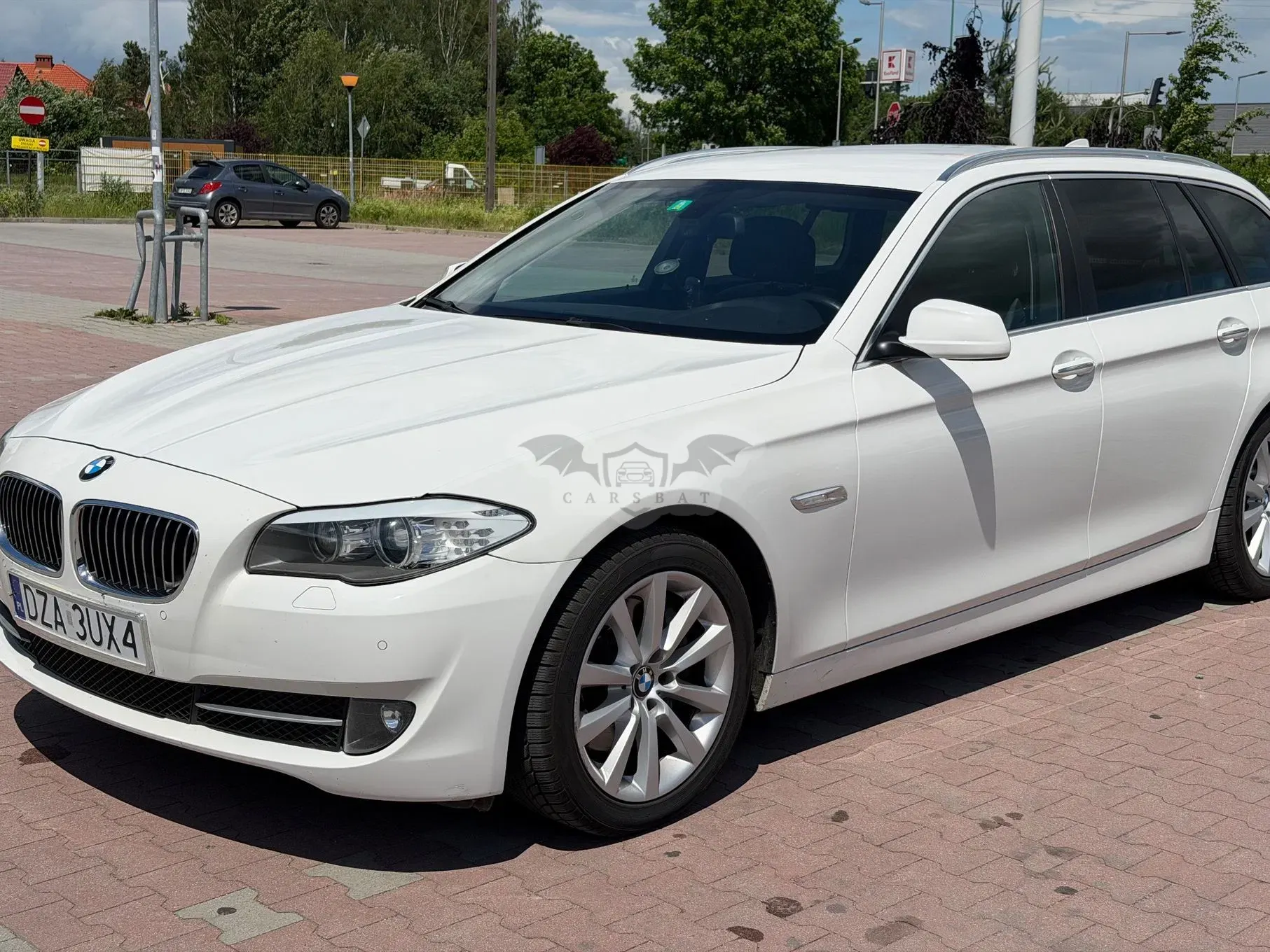 BMW 5 Series F10/F11 528i Luxury Line 2013
