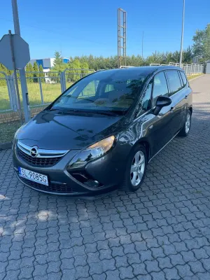 Opel Zafira C 2012
