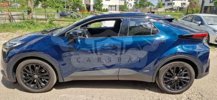 Toyota C-HR 2025