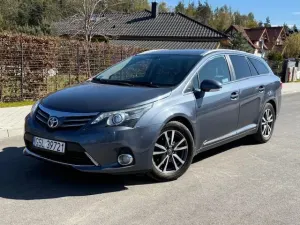Toyota Avensis III 2.0 D-4D Premium 2012