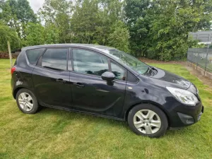 Opel Meriva II 2011