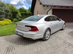 Volvo S90 D4 Momentum 2017