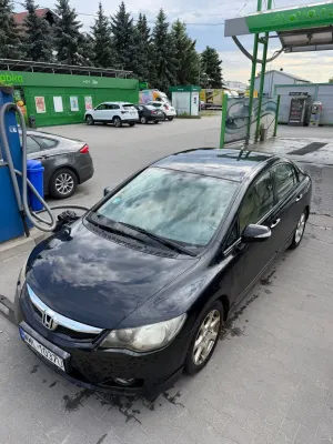 Honda Civic VIII 1.4 i-VTEC i-SHIFT Sport 2008
