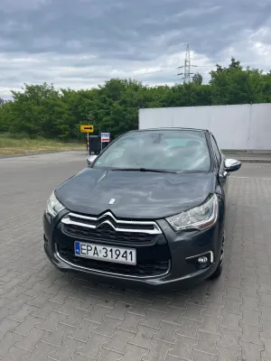 Citroën DS4 VTi 120 SoChic 2013
