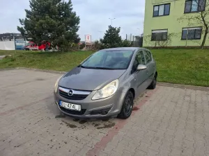 Opel Corsa D 1.2 16V Essentia 2010