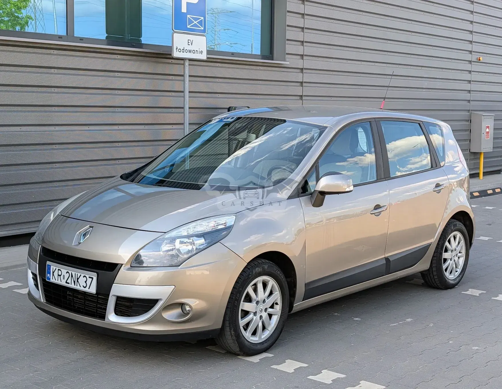 Renault Scenic III dCi 110 EDC Dynamique 2010