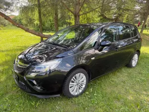Opel Zafira C 2016