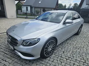 Mercedes-Benz E W213 220 d 9G-TRONIC 2019