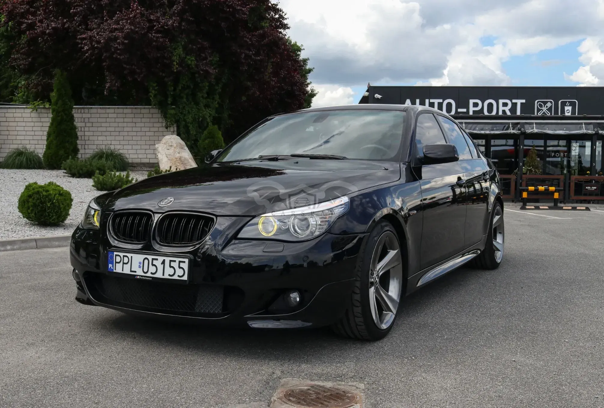 BMW 5 Series E60/E61 550i 2008