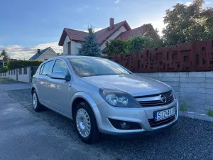 Opel Astra H 1.6 Active 2012