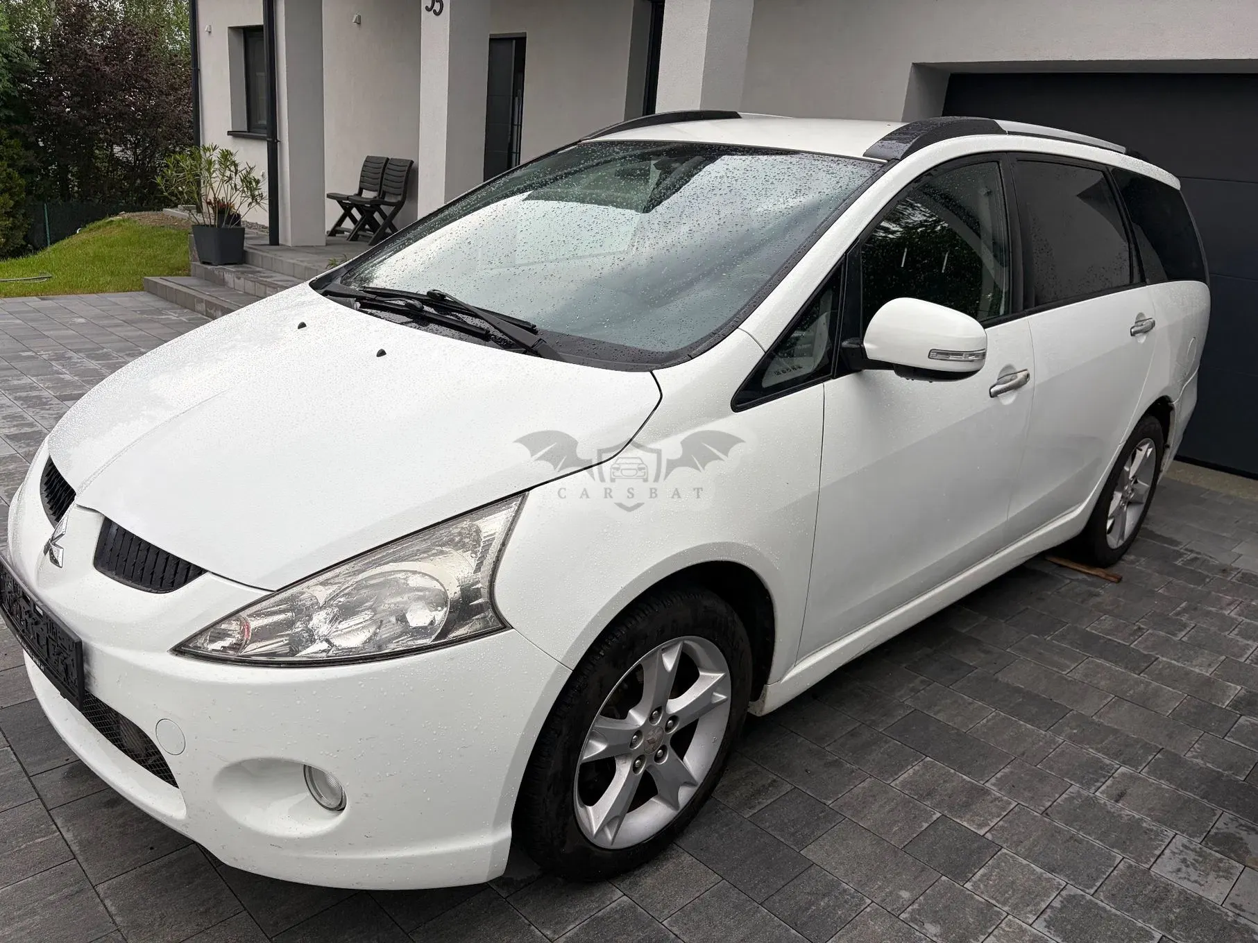 Mitsubishi Grandis 2.0 DI-D 7-Sitzer Intense 2010