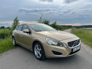 Volvo S60 II D3 2010