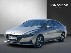 Hyundai Elantra VII 2021