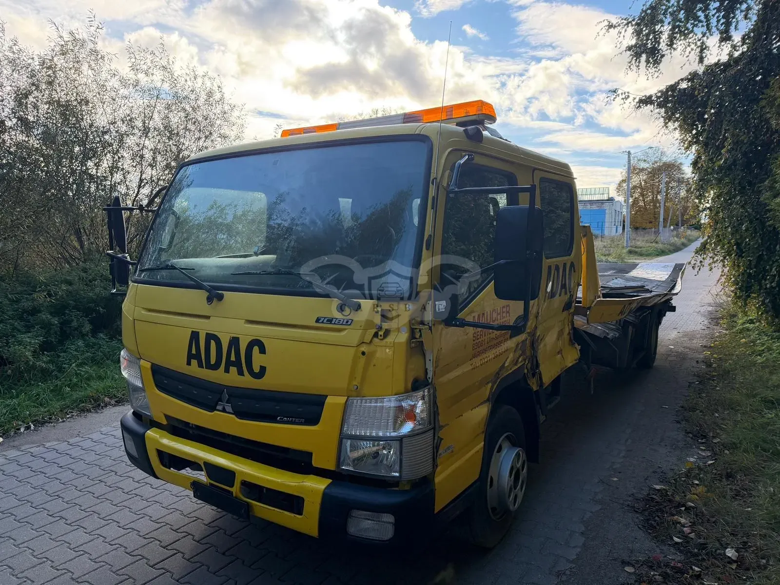Mitsubishi Fuso Canter 2020