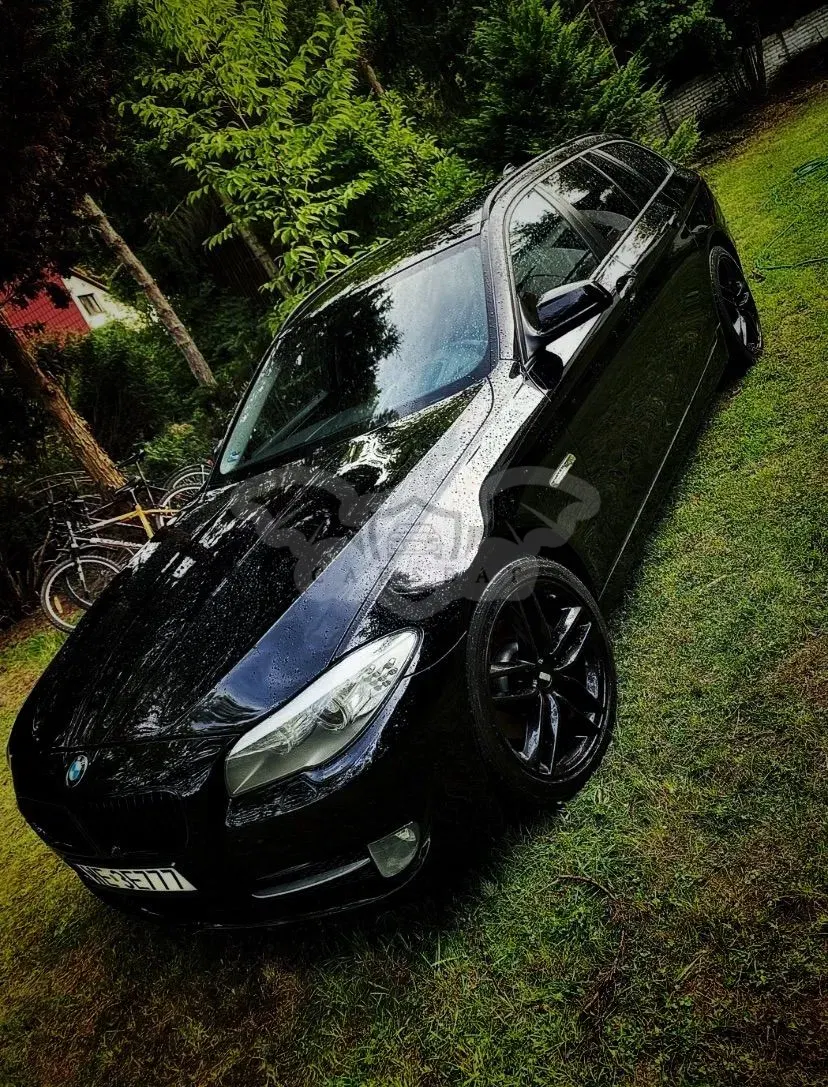 BMW 5 Series F10/F11 520d 2011