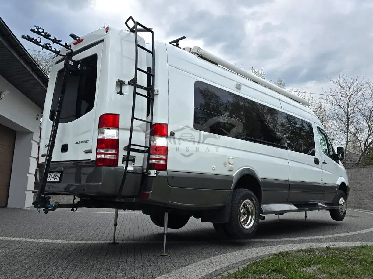Mercedes-Benz Sprinter 2012