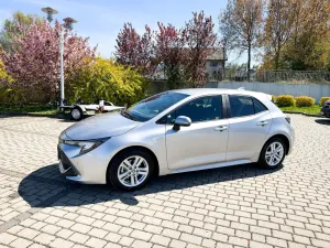 Toyota Corolla Seria E21 1.8 Hybrid Comfort 2022