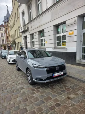 Honda HR-V III 1.5 i-MMD Advance Plus CVT 2024
