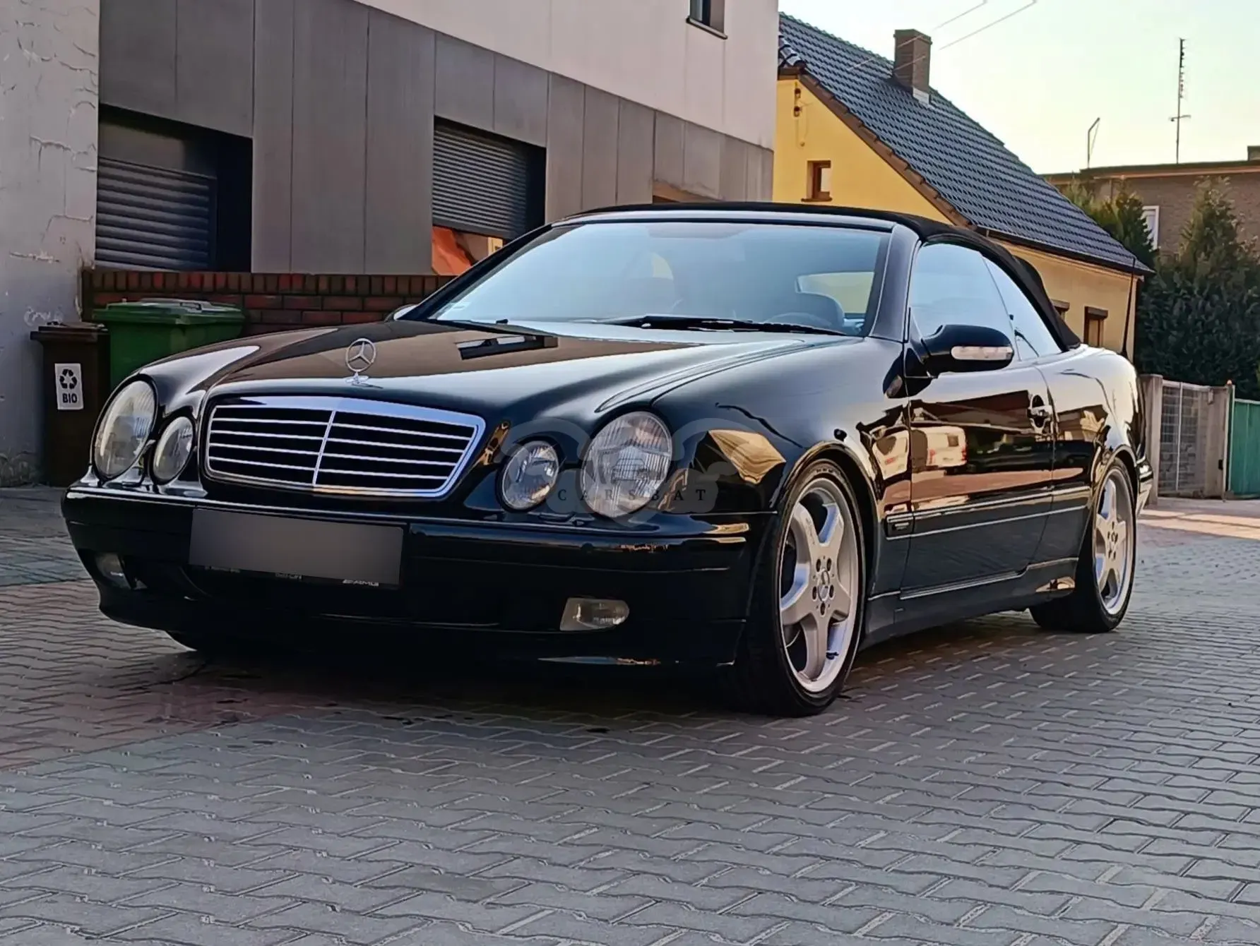 Mercedes-Benz CLK W208 2001