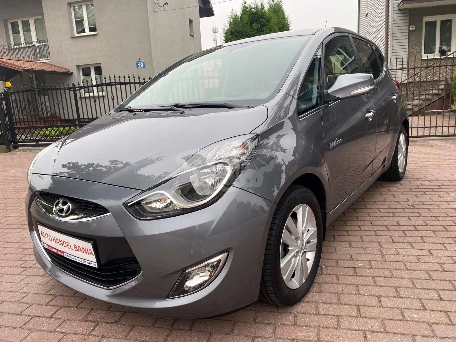 Hyundai IX20 1.6 Comfort blue 2011