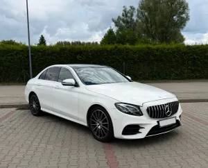 Mercedes-Benz E W213 220 d 9G-TRONIC 2016