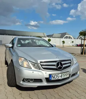 Mercedes-Benz E W212/W207 250 CGI BlueEFFICIENCY Automatik Avantgarde 2009