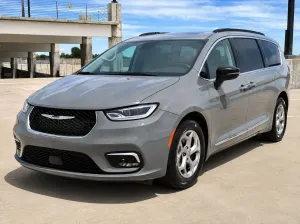 Chrysler Pacifica 2024