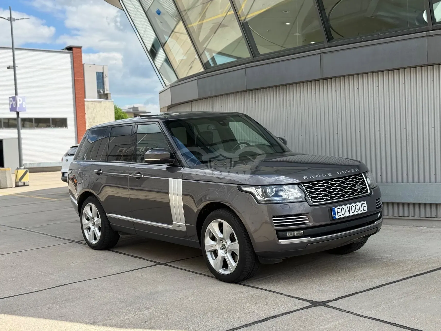 Land Rover Range Rover IV 3.0SD V6 HEV LWB Vogue SE 2016