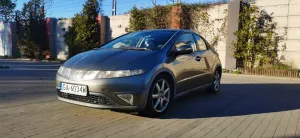 Honda Civic VIII 1.8i-VTEC i-SHIFT Comfort 2007