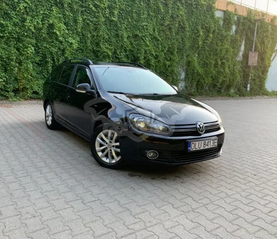 Volkswagen Golf VI 1.6 TDI Highline DSG 2013