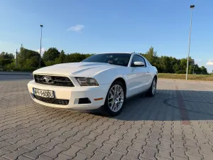 Ford Mustang 3.7 V6 Premium 2012