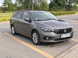 Fiat Tipo II 1.4 16v Lounge EU6d 2019