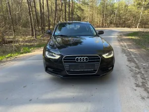 Audi A4 B8 2.0 TDI DPF Ambiente 2012