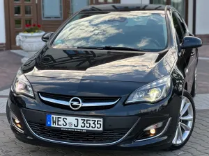 Opel Astra J 2013