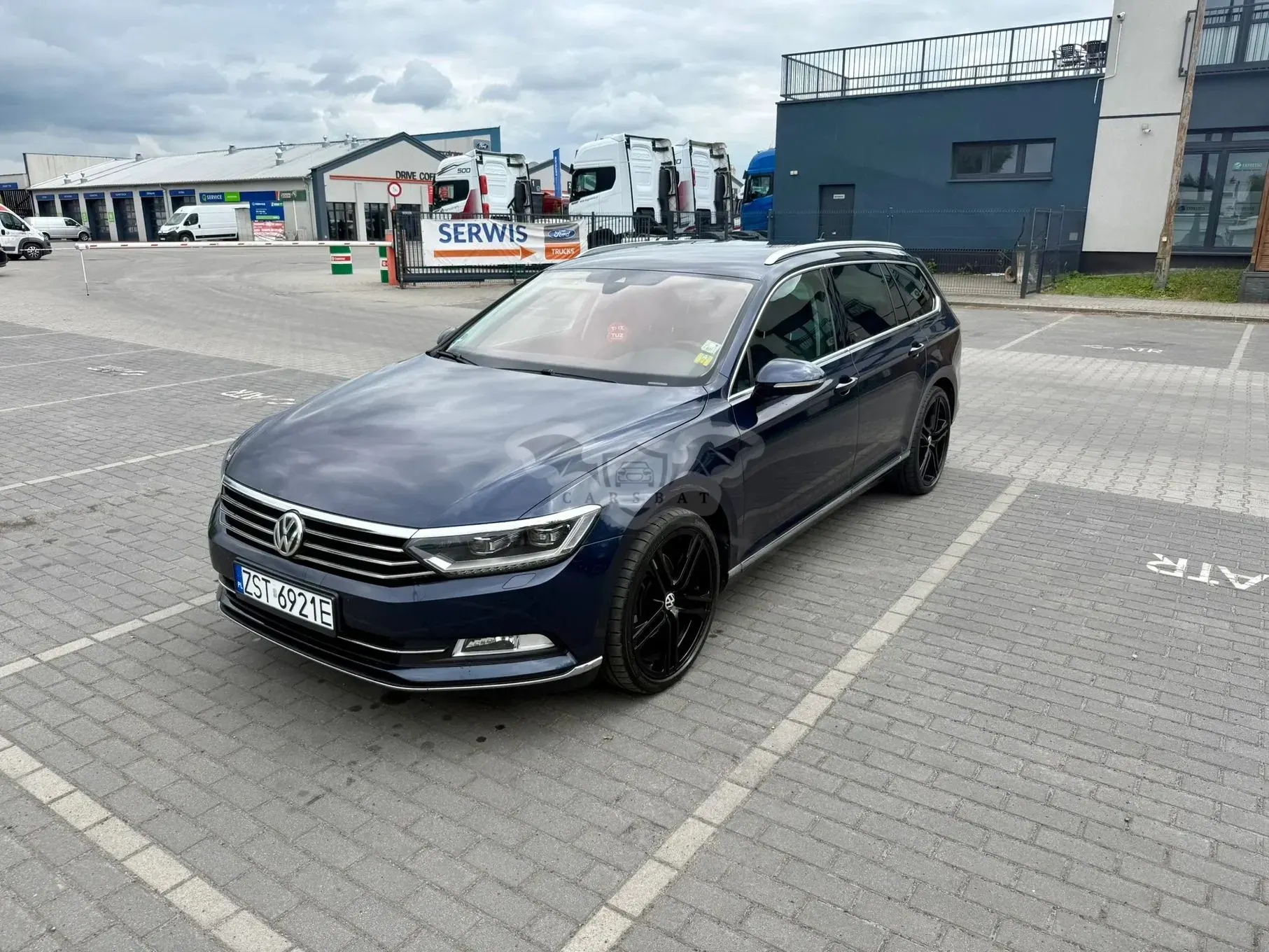 Volkswagen Passat B8 2.0 TDI BMT Highline DSG 2016
