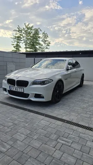 BMW 5 Series F10/F11 525d xDrive 2011