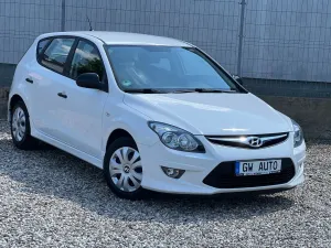 Hyundai i30 I i30cw 1.4 UEFA EURO 2012 Edition 2011