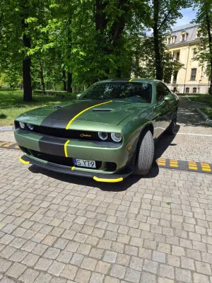 Dodge Challenger 2020