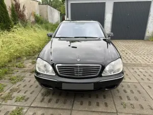 Mercedes-Benz S W220 2001