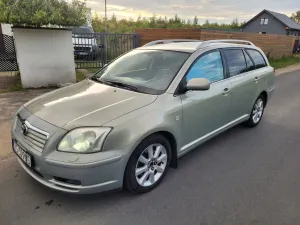 Toyota Avensis II 2.0 D-4D Executive 2005