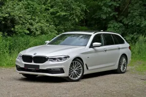 BMW 5 Series G30/G31 530d xDrive Sport Line 2017
