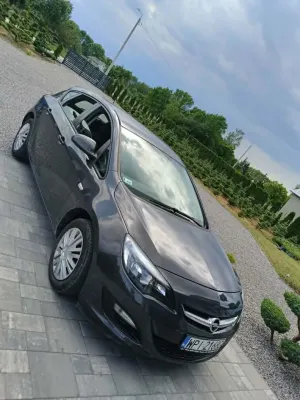 Opel Astra J 2015