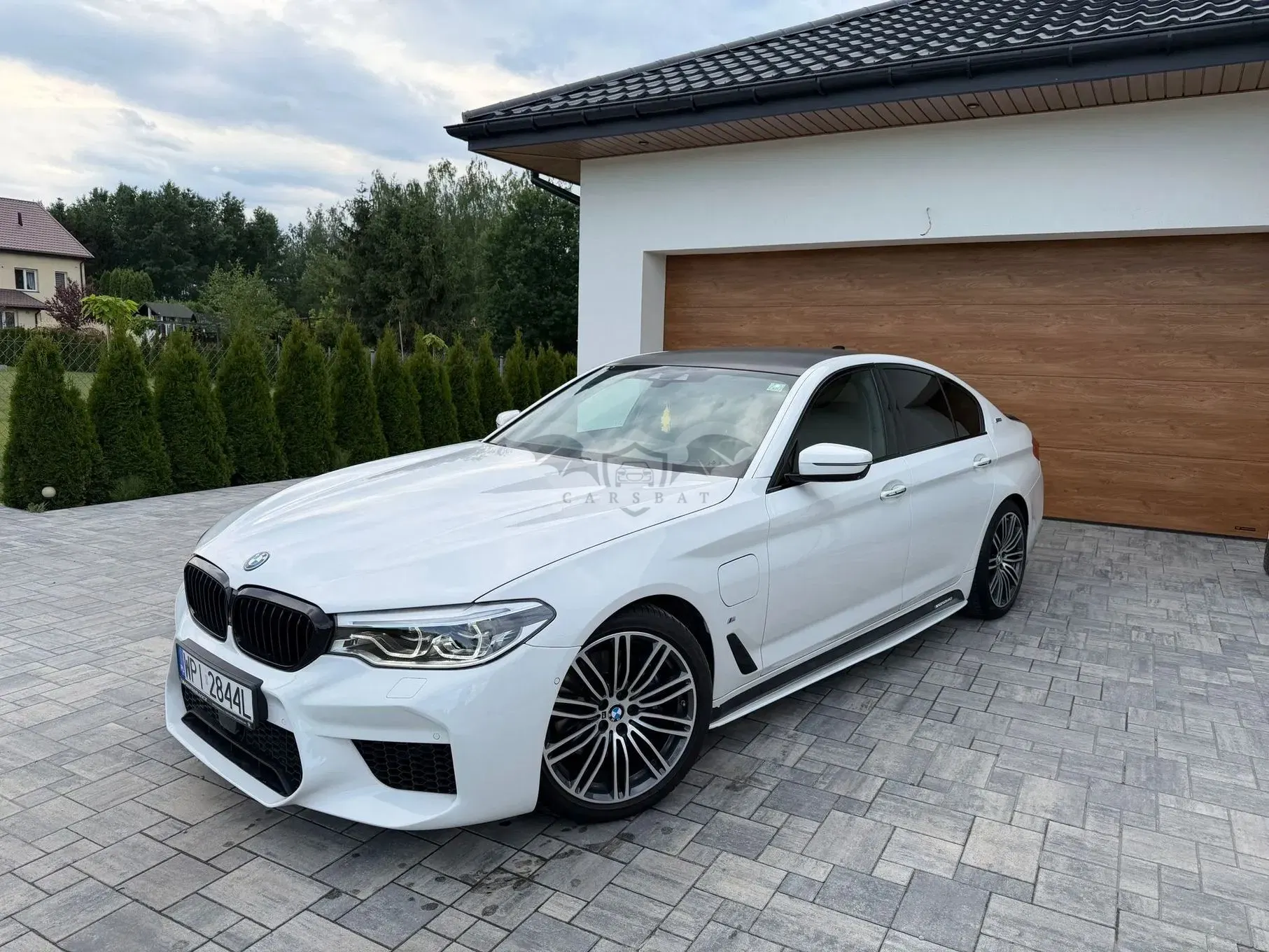 BMW 5 Series G30/G31 530e iPerformance M Sport sport 2017