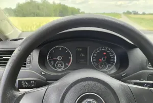 Volkswagen Jetta A5 1.6 TDI DPF Trendline 2011