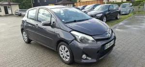 Toyota Yaris III Hybrid 100 Dynamic 2014