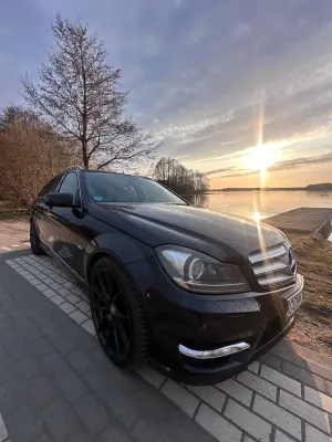 Mercedes-Benz C W204 2011