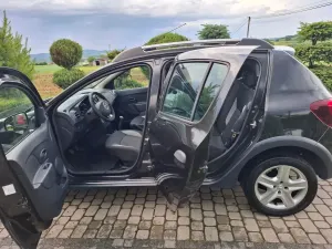 Dacia Sandero II TCe 90 Laureate 2015