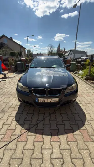 BMW 3 Series E90/E91/E92/E93 320i 2010