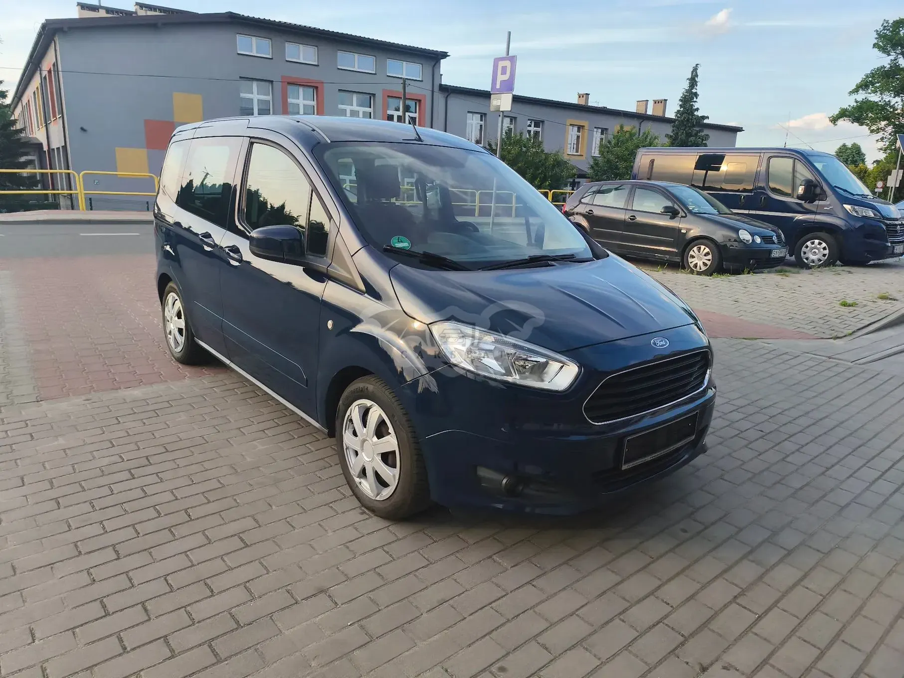 Ford Tourneo Courier 1.0 EcoBoost Titanium 2016