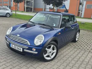 Mini One 2004